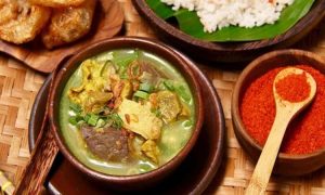 10 Makanan Indonesia Paling Enak 2025