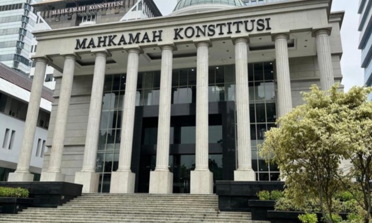 MK Bacakan Putusan Gugatan UU Hak Cipta yang Diajukan Musisi dan Band