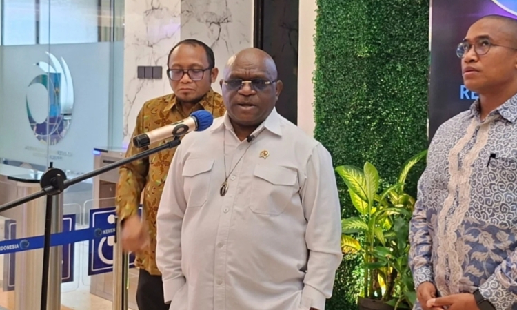 BEM UGM Surati UNICEF, Minta MBG Dihentikan, Menteri HAM, Pigai Angkat Suara