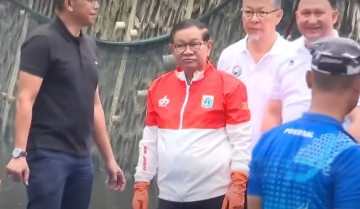 Pemprov DKI Tangkap 68.880 Ikan Sapu-Sapu, Hampir 7 Ton Diangkat dalam Sehari