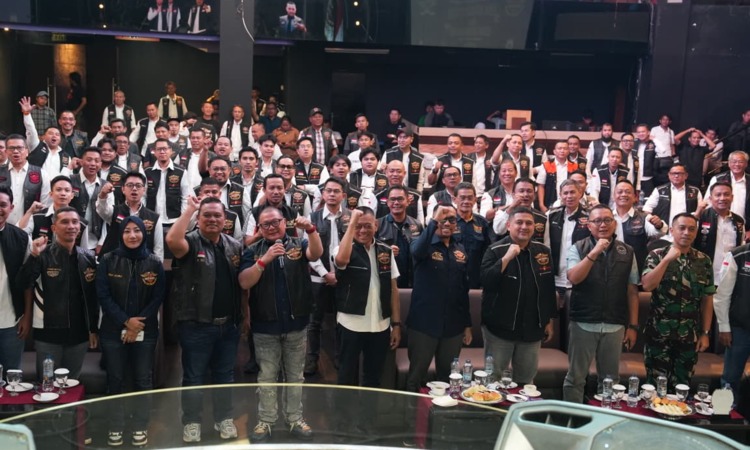Pelantikan HDCI Makassar dan Kendari, Wali Kota Appi Usulkan Makassar Jadi Titik Start-Finish Touring Nasional
