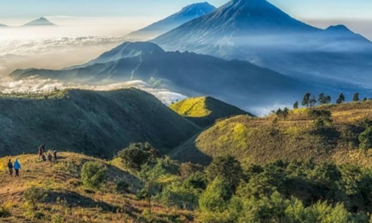 Menikmati Keindahan Panorama Wisata Dieng