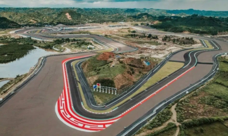 Natal dan Tahun Baru Lebih Berkesan, Wisatawan Bisa Jajal Lintasan Sirkuit Mandalika